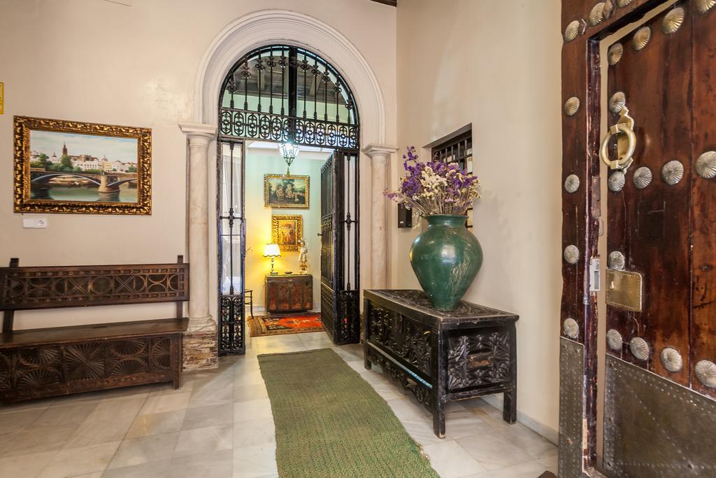 Casa Senorial En Sevilla Centro,Calle Marmoles Exterior photo